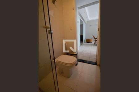 Casa à venda com 501m², 5 quartos e 5 vagasBanheiro da Sauna