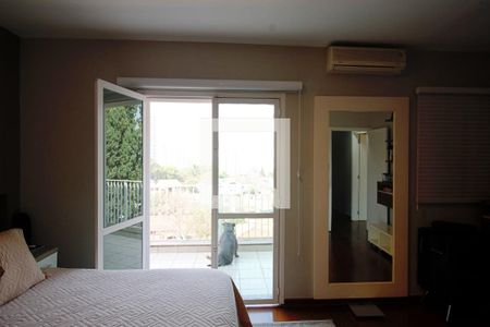 Casa à venda com 501m², 5 quartos e 5 vagasSuíte 1