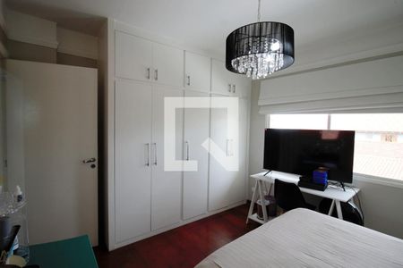 Casa à venda com 501m², 5 quartos e 5 vagasQuarto 5