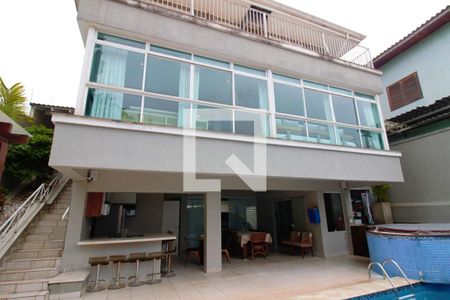 Casa à venda com 501m², 5 quartos e 5 vagasQuintal