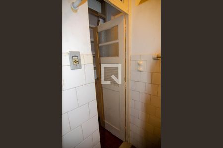 Apartamento à venda com 55m², 2 quartos e sem vagaBanheiro de Serviço