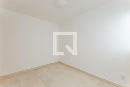 Quarto 1 de apartamento para alugar com 2 quartos, 45m² em Jacaré, Niterói