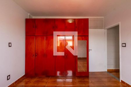 Quarto 1 de casa à venda com 5 quartos, 300m² em Planalto, São Bernardo do Campo