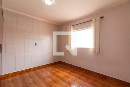 Quarto 2 de casa à venda com 5 quartos, 300m² em Planalto, São Bernardo do Campo