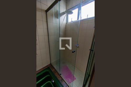 Casa à venda com 187m², 3 quartos e 4 vagas Casa à venda com 187m², 3 quartos e 4 vagasBanheiro da Suíte