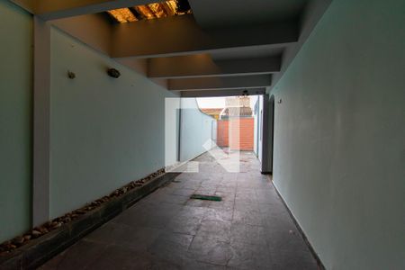 Casa à venda com 187m², 3 quartos e 4 vagas Casa à venda com 187m², 3 quartos e 4 vagasGaragem