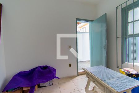 Casa à venda com 187m², 3 quartos e 4 vagas Casa à venda com 187m², 3 quartos e 4 vagasEdícula