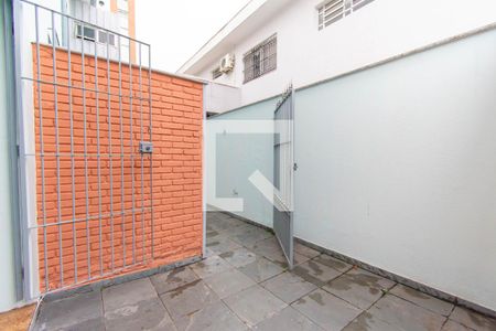 Casa à venda com 187m², 3 quartos e 4 vagas Casa à venda com 187m², 3 quartos e 4 vagasQuintal