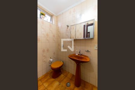 Casa à venda com 187m², 3 quartos e 4 vagas Casa à venda com 187m², 3 quartos e 4 vagasBanheiro