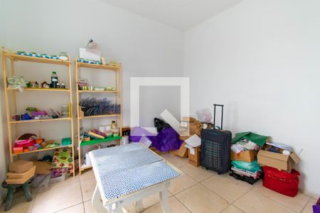 Casa à venda com 187m², 3 quartos e 4 vagas Casa à venda com 187m², 3 quartos e 4 vagasEdícula