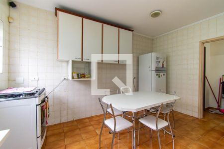 Casa à venda com 187m², 3 quartos e 4 vagas Casa à venda com 187m², 3 quartos e 4 vagasCopa