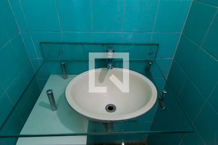 Casa à venda com 189m², 3 quartos e 2 vagasBanheiro Social - Pia