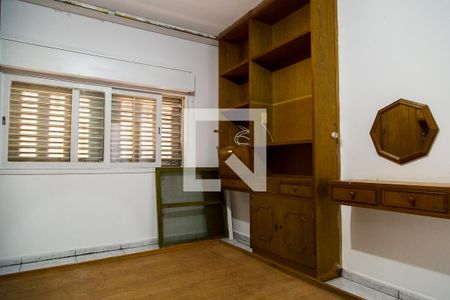 Casa à venda com 189m², 3 quartos e 2 vagasSuíte