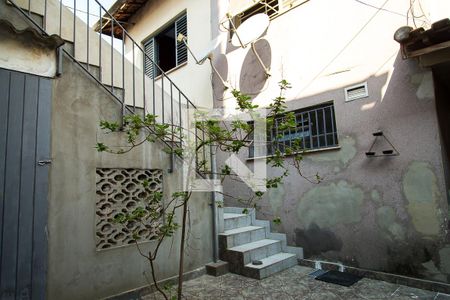 Casa à venda com 189m², 3 quartos e 2 vagasQuintal