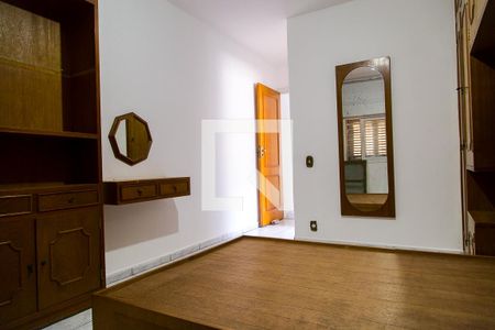 Casa à venda com 189m², 3 quartos e 2 vagasSuíte