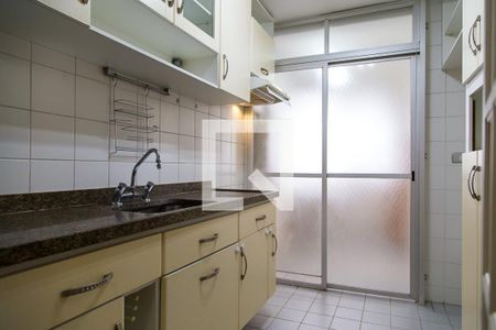 Apartamento à venda com 70m², 2 quartos e 1 vagaCozinha