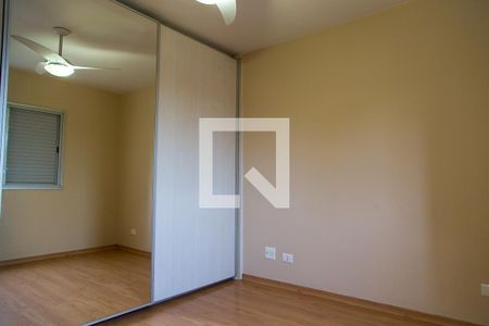Apartamento à venda com 70m², 2 quartos e 1 vagaQuarto 2