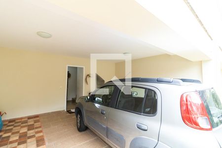Casa de condomínio à venda com 260m², 3 quartos e 4 vagas Casa de condomínio à venda com 260m², 3 quartos e 4 vagasGaragem