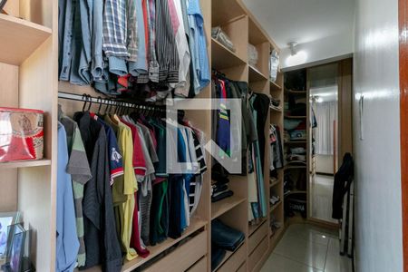 Casa à venda com 513m², 5 quartos e 6 vagasQuarto Suíte 3