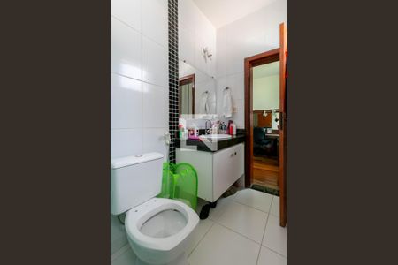 Casa à venda com 513m², 5 quartos e 6 vagasBanheiro da Suíte 1