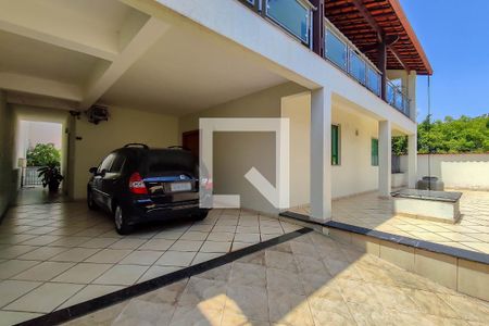 Casa à venda com 513m², 5 quartos e 6 vagasGaragem