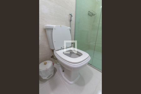 Casa à venda com 513m², 5 quartos e 6 vagasBanheiro Social