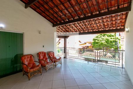 Casa à venda com 513m², 5 quartos e 6 vagasVaranda da Sala 2