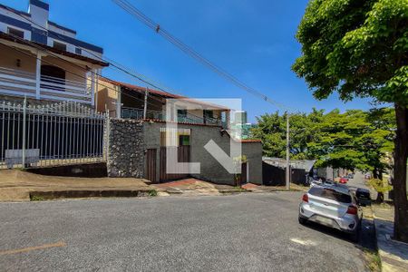 Casa à venda com 513m², 5 quartos e 6 vagasFachada
