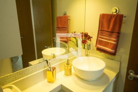 Apartamento para alugar com 50m², 2 quartos e 1 vaga Apartamento para alugar com 50m², 2 quartos e 1 vagaBanheiro da Suíte