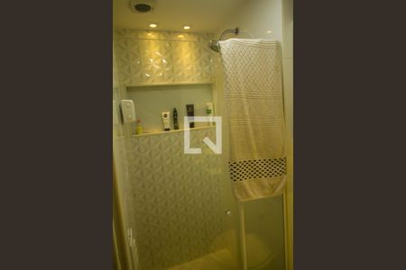 Apartamento para alugar com 50m², 2 quartos e 1 vaga Apartamento para alugar com 50m², 2 quartos e 1 vagaBanheiro da Suíte