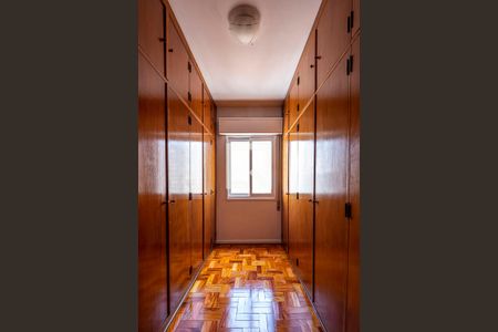 Suíte - Closet de apartamento à venda com 4 quartos, 185m² em Jardim Paulista, São Paulo