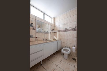Suíte - Banheiro de apartamento à venda com 4 quartos, 185m² em Jardim Paulista, São Paulo
