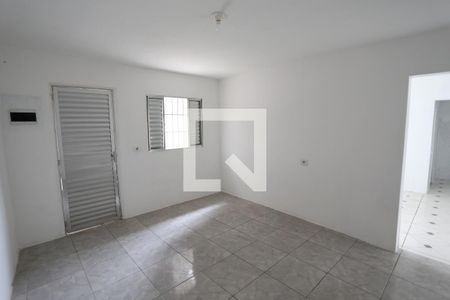 Sala de casa para alugar com 2 quartos, 50m² em Vila Paranaguá, São Paulo