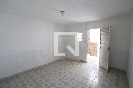Quarto 2 de casa para alugar com 2 quartos, 50m² em Vila Paranaguá, São Paulo