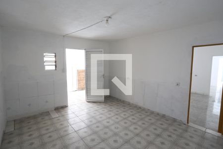 Quarto 2 de casa para alugar com 2 quartos, 50m² em Vila Paranaguá, São Paulo