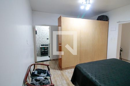 Casa para alugar com 384m², 2 quartos e sem vagaQuarto Suíte