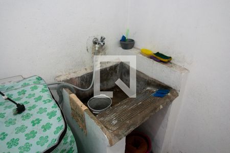 Casa para alugar com 384m², 2 quartos e sem vagaLavanderia