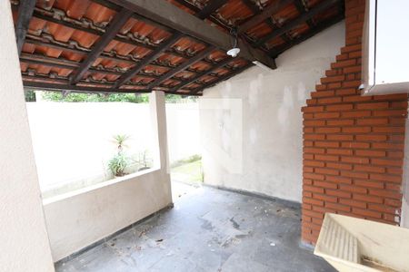 Casa à venda com 179m², 3 quartos e 2 vagasChurrasqueira