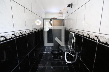 Casa à venda com 179m², 3 quartos e 2 vagasBanheiro da Suíte 1