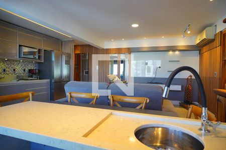 Sala de apartamento à venda com 3 quartos, 90m² em Passo D’areia, Porto Alegre