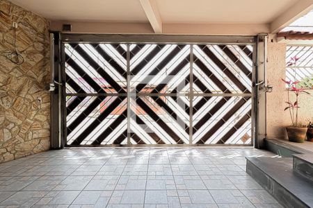 Casa à venda com 244m², 3 quartos e 2 vagasGaragem