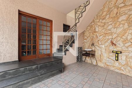 Casa à venda com 244m², 3 quartos e 2 vagasGaragem