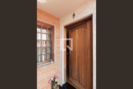 Casa à venda com 244m², 3 quartos e 2 vagasEntrada