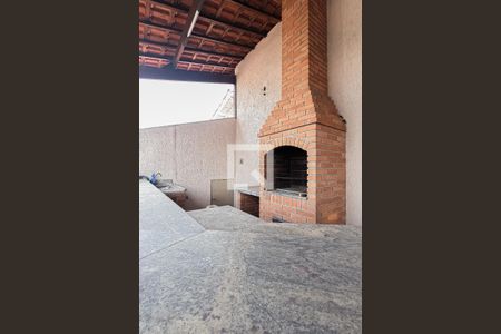 Casa à venda com 244m², 3 quartos e 2 vagasChurrasqueira