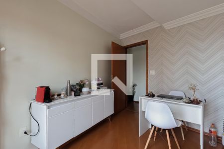 Casa à venda com 244m², 3 quartos e 2 vagasQuarto 2