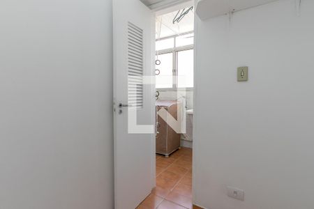 Apartamento à venda com 80m², 3 quartos e 1 vaga Apartamento à venda com 80m², 3 quartos e 1 vagaQuarto de Serviço