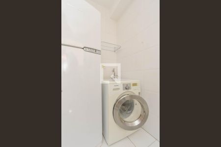 Apartamento à venda com 44m², 1 quarto e 1 vaga Apartamento à venda com 44m², 1 quarto e 1 vagaÁrea de Serviço