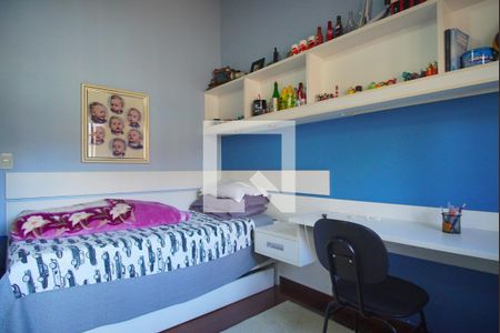 Casa à venda com 220m², 4 quartos e 4 vagasQuarto 1