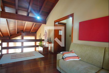 Casa à venda com 220m², 4 quartos e 4 vagasSala segundo andar