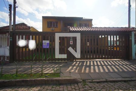 Casa à venda com 220m², 4 quartos e 4 vagasFachada